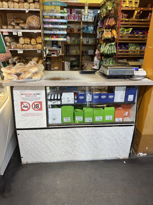 Rafturi plus Tejghele Magazin Alimentar