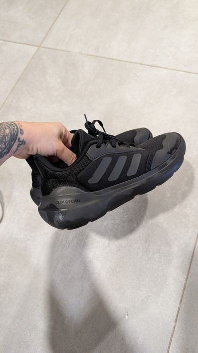 Маратонки Adidas 36,5