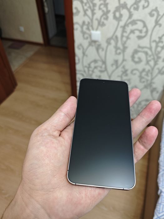 Продаю SAMSUNG S24