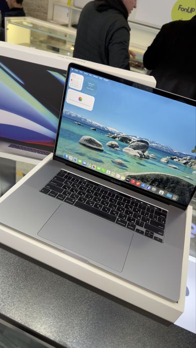 MacBook Pro 16 core i9 16/1TB Gray