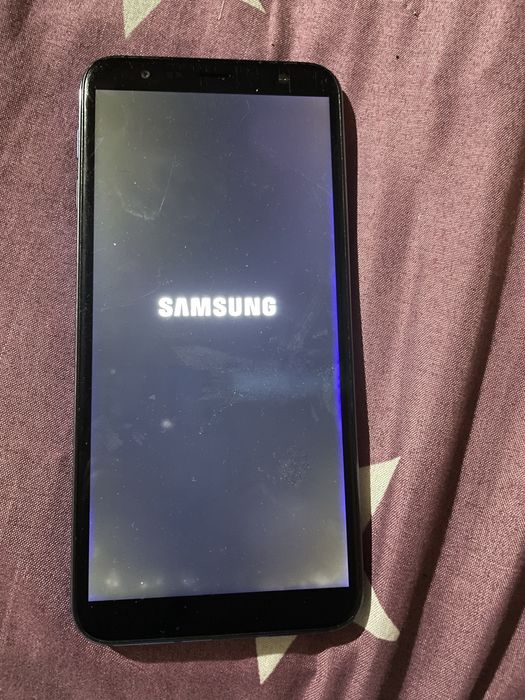 Vând samsung j6 plus functional
