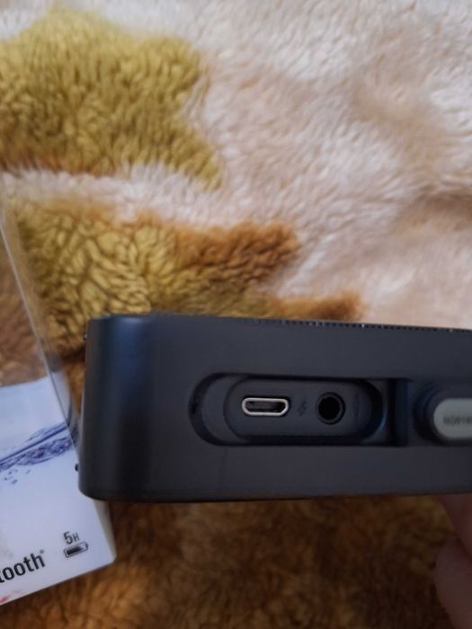 JBL GO 2 в хорошем состоянии