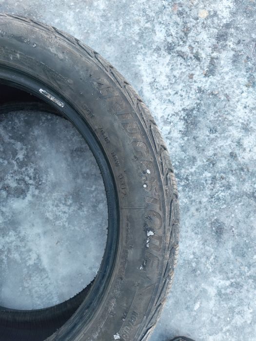 Продам 2 баллона липучки