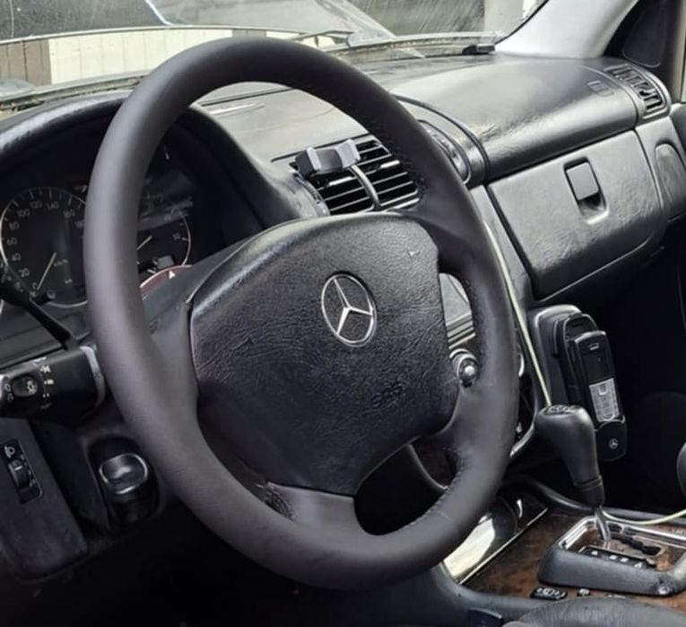 Мерцедес МЛ 270 CDI 2005г