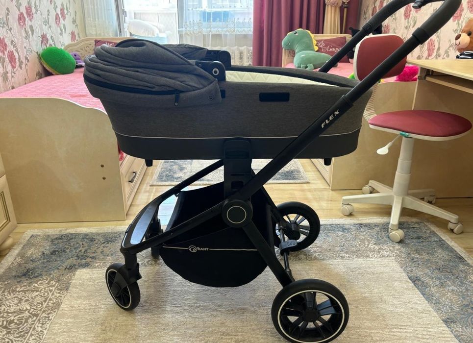 Продам детскую коляску