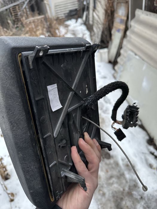 Подлокотник бмв е39