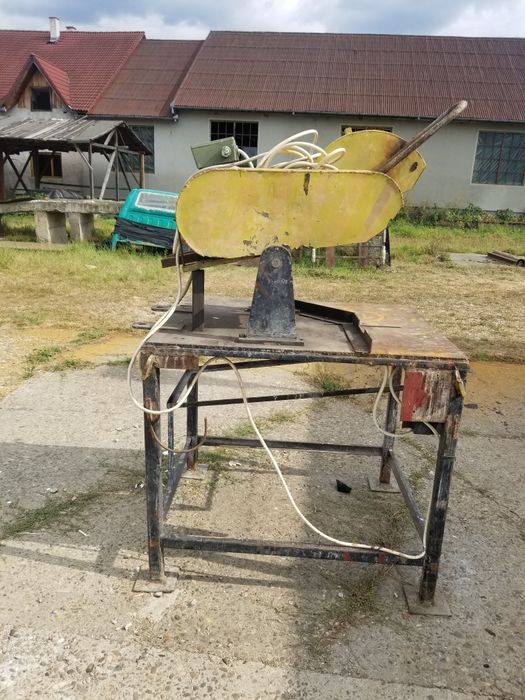 Circular pentru piatra