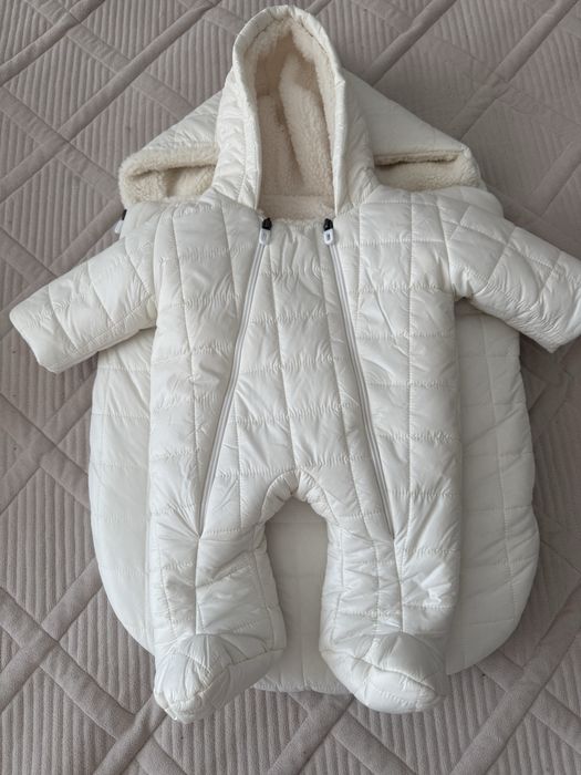 Продам конверт и комбинезон на выписку