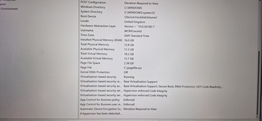 Лаптоп DELL Latitude 5400 Touch Screen 14" FHD i5-8365U / 16GB RAM / 2