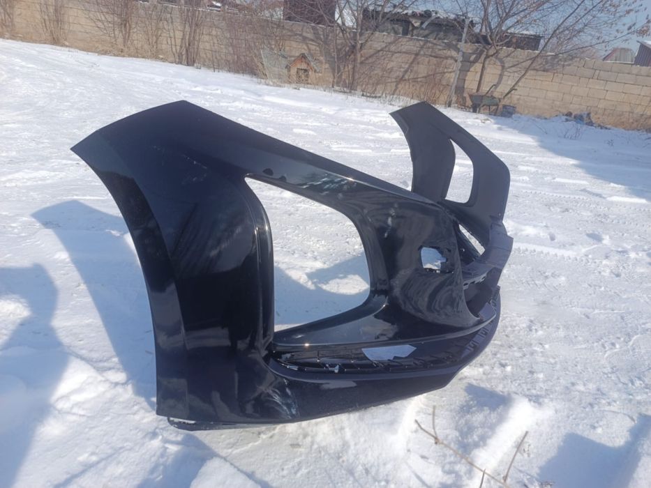 Продам бампер hongqi E-GM5