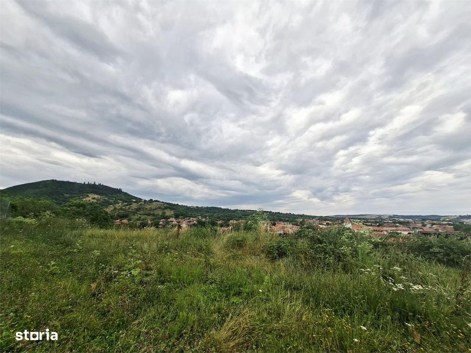 Teren intravilan de vanzare Saliste