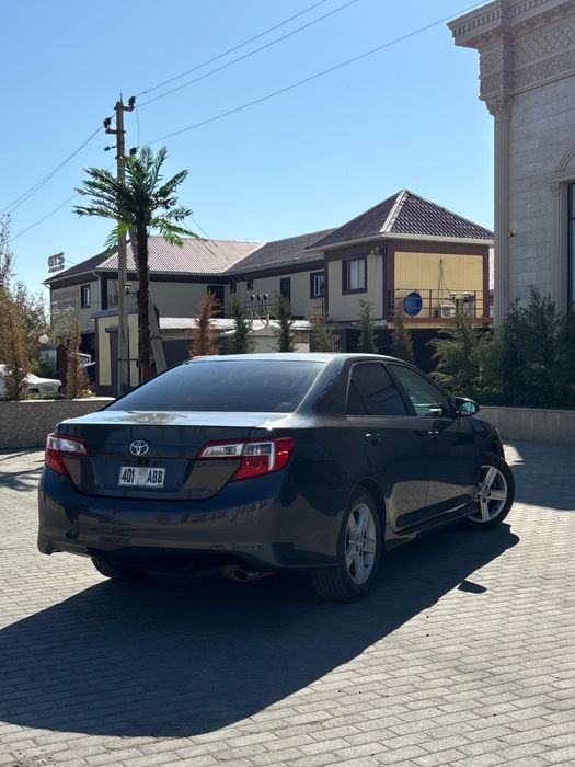 Срочно продаю машина Камри 50