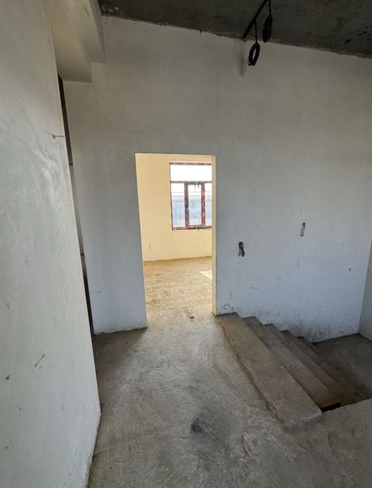 * БОБУР МАХАЛЛА СЕРГЕЛИ 1.6 Соток 5 Хона + Кухня Коробка Продаётся Дом