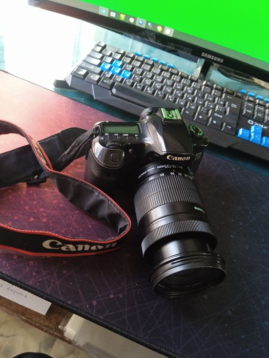 Foto aparat xolati yaxshi Canon 60D