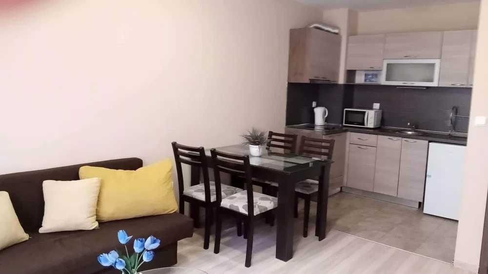 Дава се под наем Двустаен апартамент в Поморие - 69 кв.м за 350 € - Снимка #4