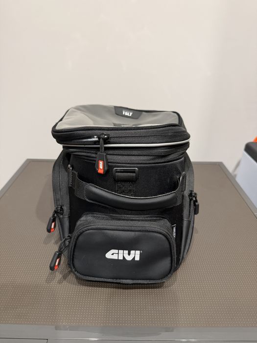Geanta moto prindere rezervor GIVI ST605 de 5L si XS307Y de 15L