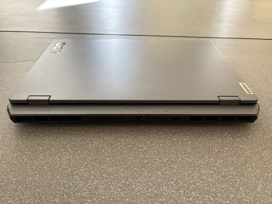 Lenovo LOQ 15irx10 2025г.