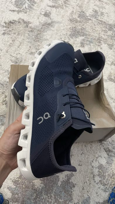 Кроссовки ON новые 41рр