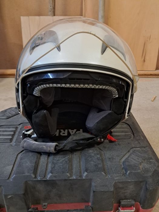 Каска за скутер,  М размер