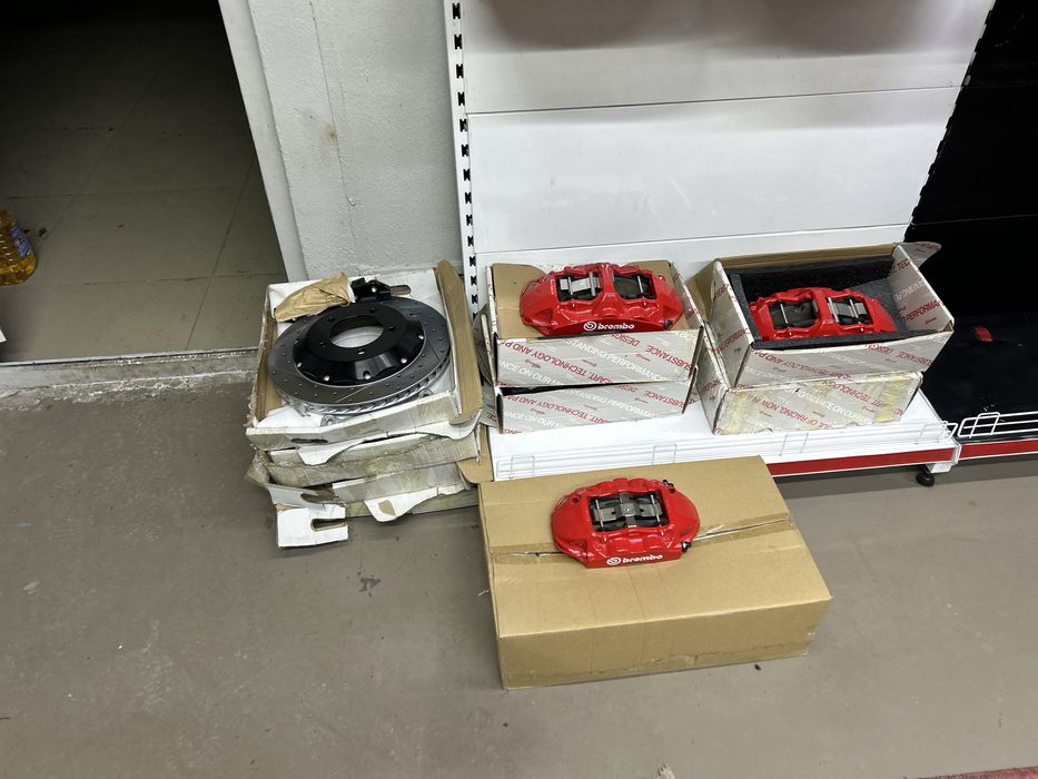 Тормозные диски Brembo