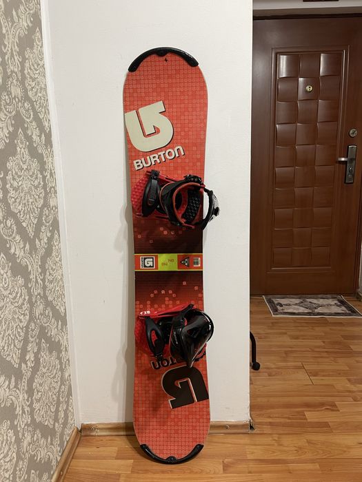 Placa snowboard 140 cm burton cu legaturi burton