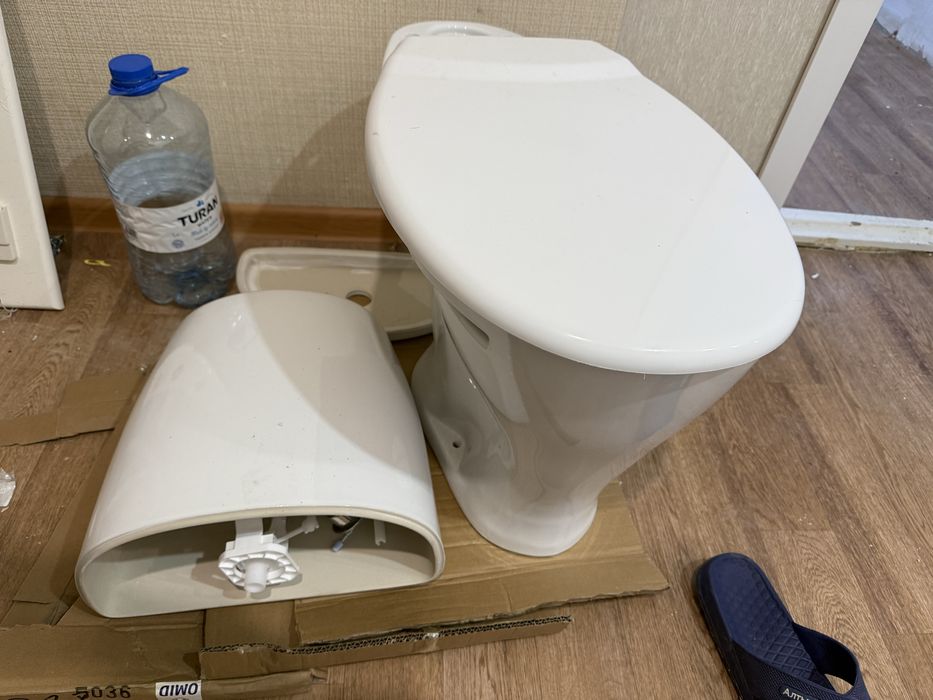 Унитаз  б/у без дефектов рабочий