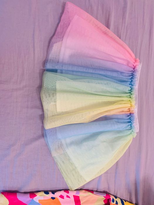 рокля за момиченце на марката H&M