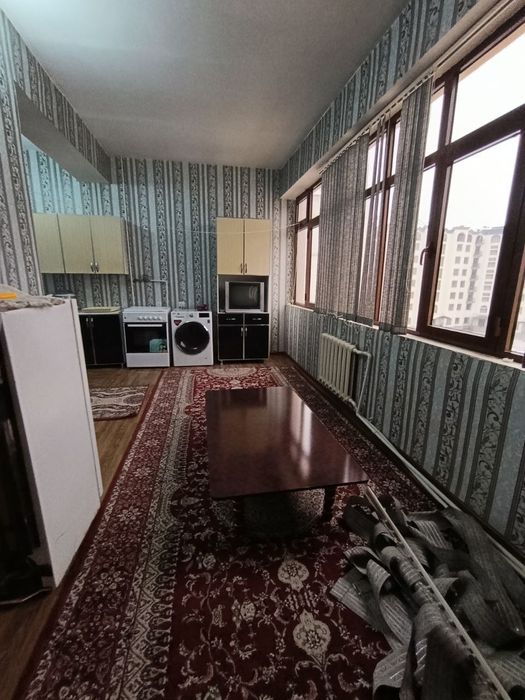 Срочно сотилади квартира