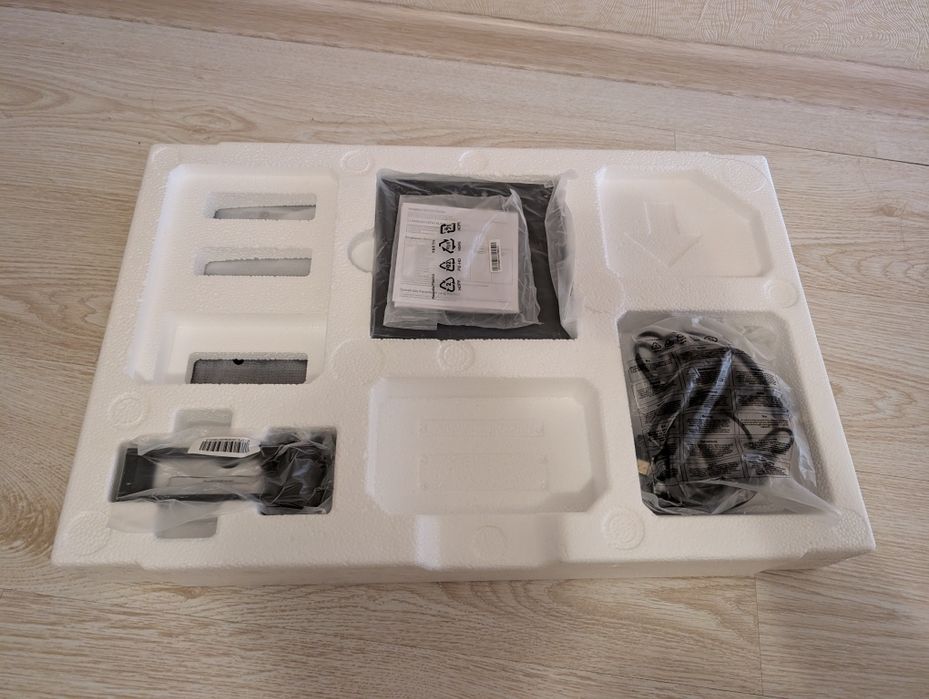 Монитор Xiaomi A24i