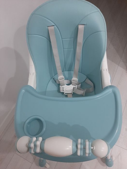 Детский стульчик для кормления