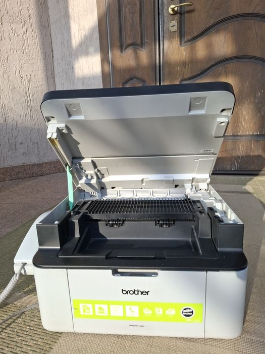 Принтер лазерный, сканер, факс   MFC-1815R