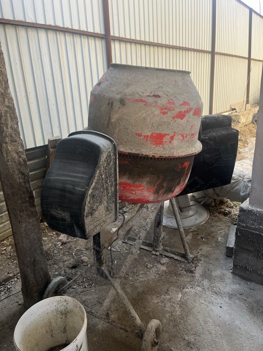 Бетона мешалка