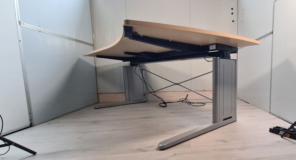 Немско офис бюро електрическо регулираем оборудване