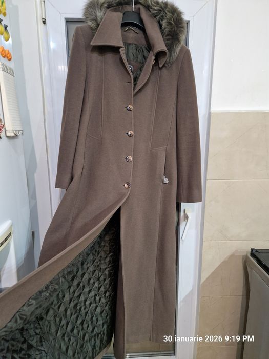 Palton de lănă nr.46,verde pădure, cu glugă