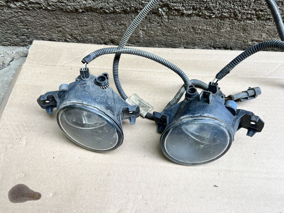 Vand proiectoare ceata Renault clio/Symbol