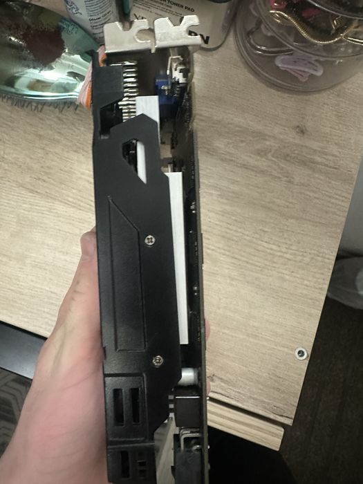 Видео карта рх 550 4 гб