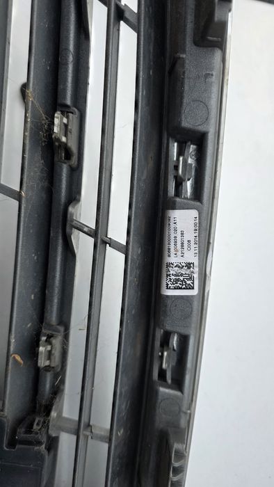 Решетка за Mercedes w212