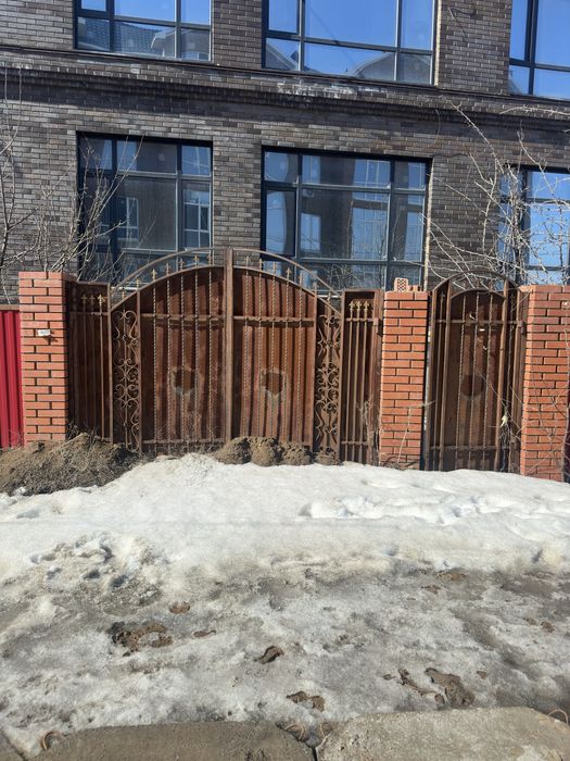 Продам ворота с заборами