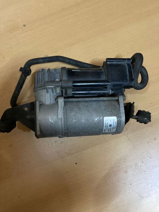 Compresor airmatic Mercedes C Class w205