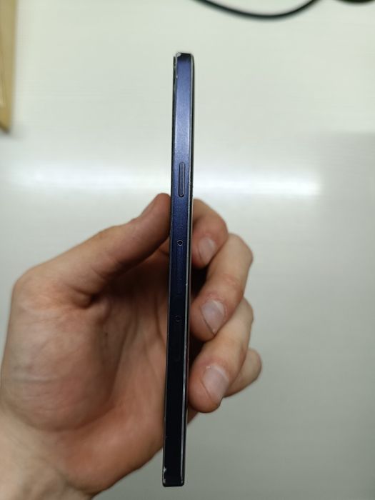 Продам Samsung a3