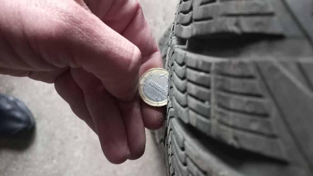 Зимни Гуми 195 / 65 R 15 - Barum. Цената е за 4те