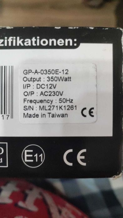Convertor de tensiune - invertor - 12 volți -230 volți