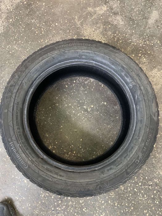 Зимни гуми 225/55 R 17 C