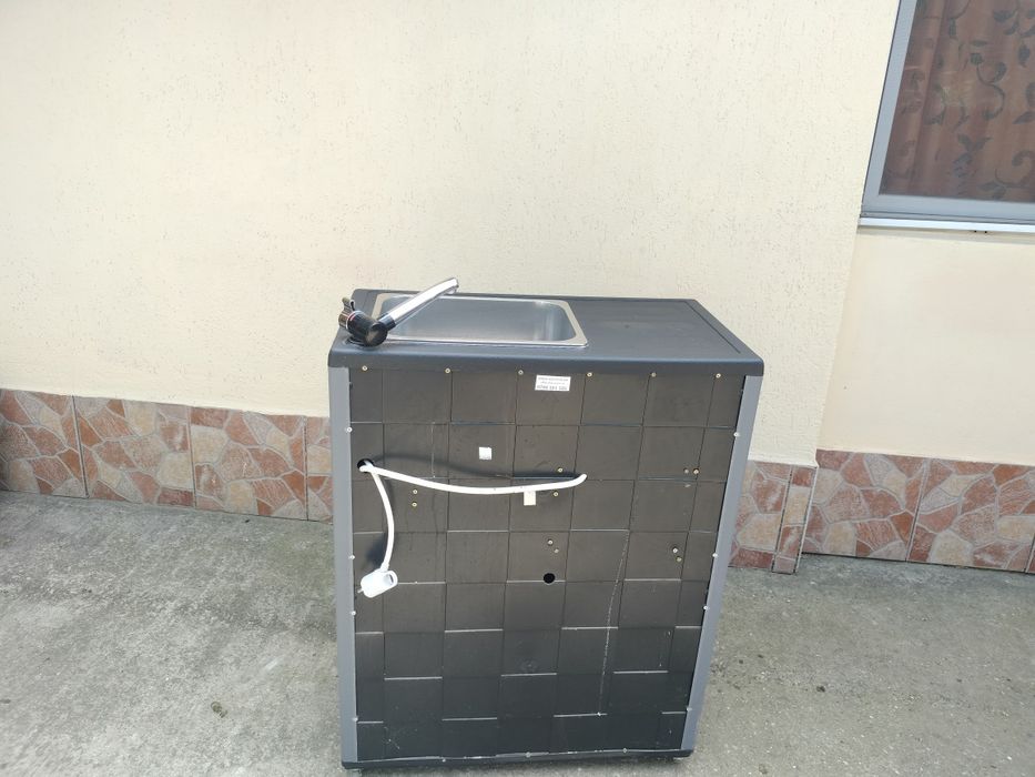 CHIUVETĂ MOBILĂ OUTDOOR | alimentare  apa rece si calda