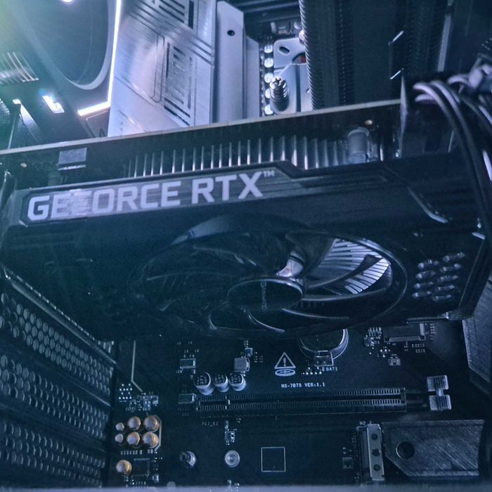 Видеокарта RTX 3050 8 GB