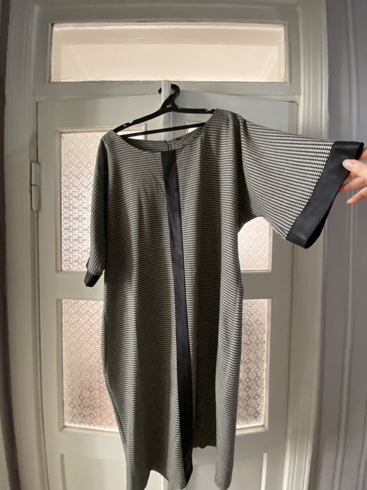 Женское платье