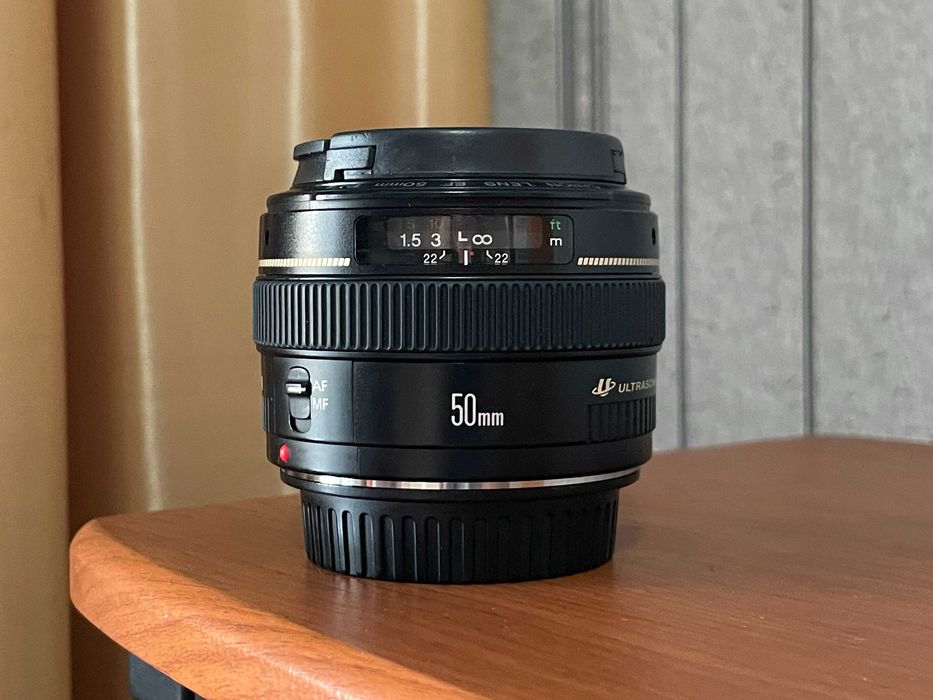 Объектив Canon EF 50mm f/1.4 USM