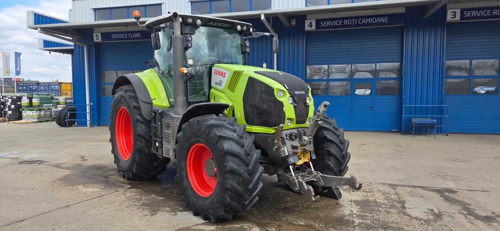 Tractor Claas Axion 810 CMATIC