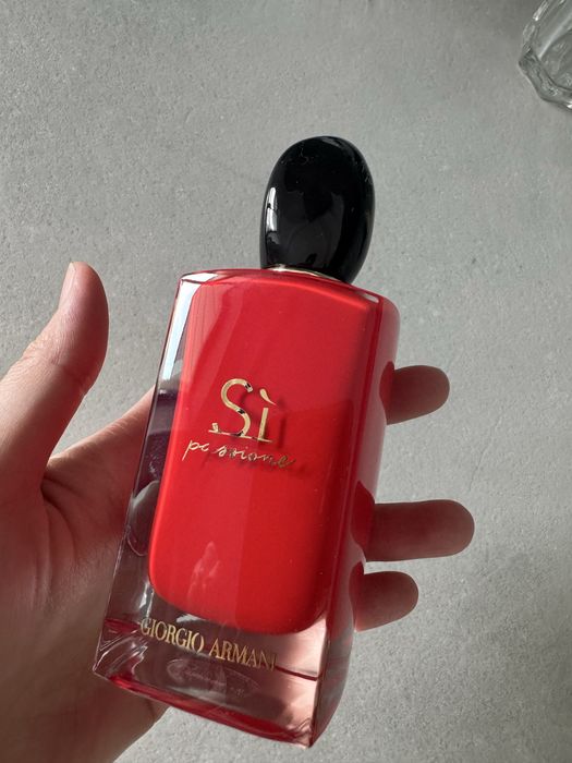Парфюм Giorgio Armani SI Passione
