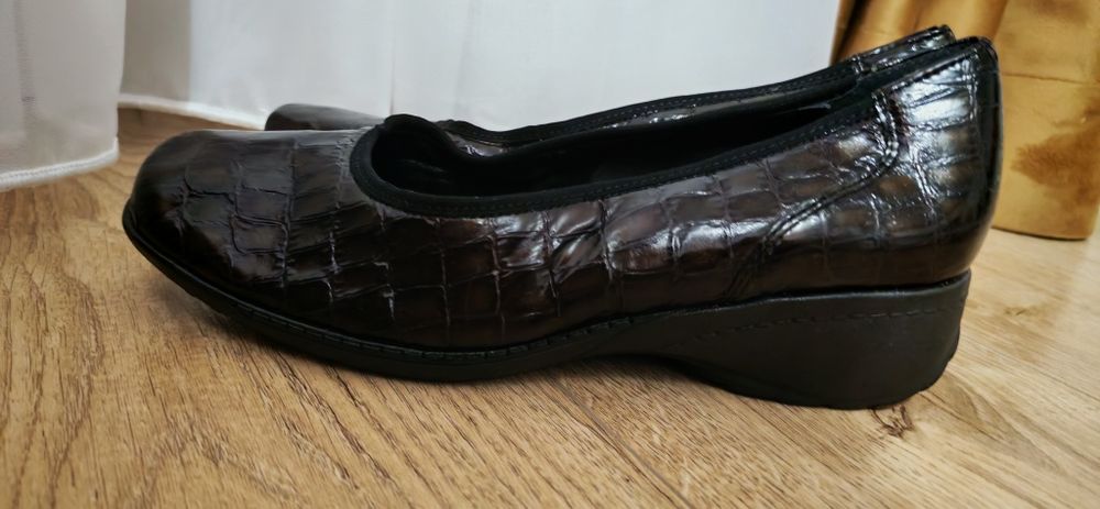 Pantofi ARA din piele